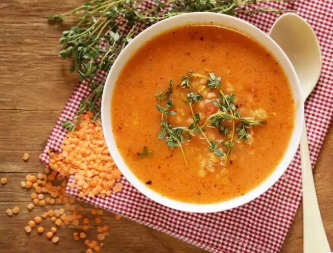 ۷ سوپ مغذی و گرمابخش سرمای پاییز و زمستان ؛ سوپ هایی که با خوردنشان مریض نمی‌شوید