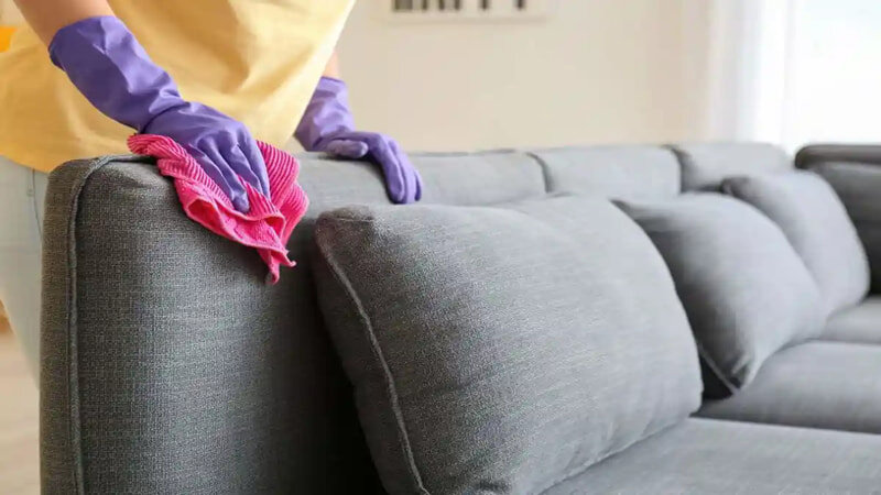 چطور مبل کثیف را تمیز کنیم؟ نحوه تمیز کردن مبل در خانه