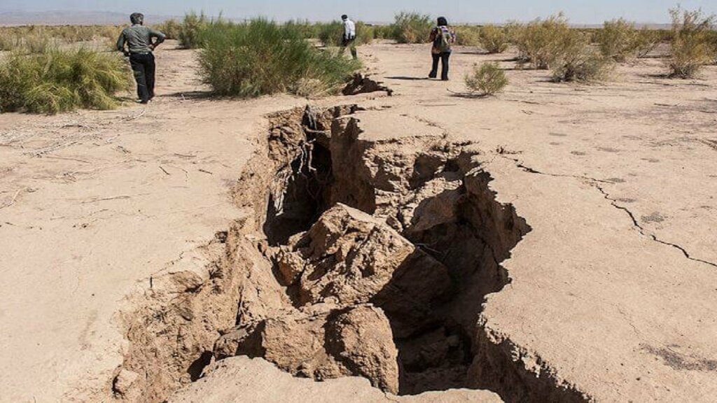 این کلان‌شهرها در پهنه‌های پرخطر فرونشست زمین قرار دارند؛ فقط این استان شدت کمتری از فرونشست را تجربه می کند